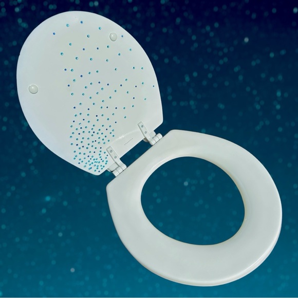NEW Toilet Seat Round Blue Rhinestone Embellished Lid - Picture 4 of 7